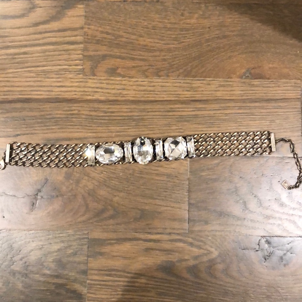 Crystal and metal Choker